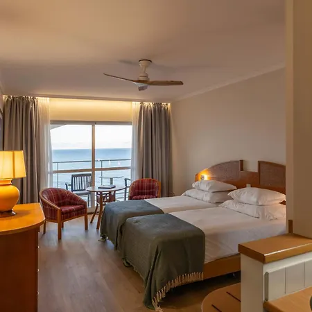 Отель Pestana Ocean Bay Фуншал