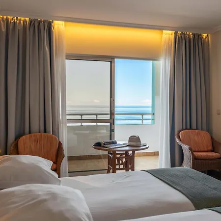 Отель Pestana Ocean Bay Фуншал