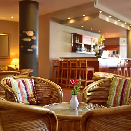 Pestana Ocean Bay Фуншал