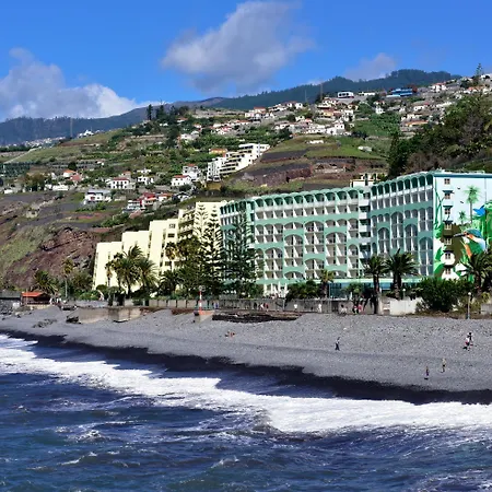 Отель Pestana Ocean Bay Фуншал