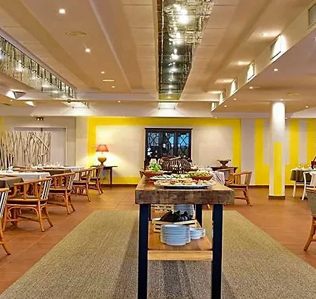 Pestana Ocean Bay Фуншал