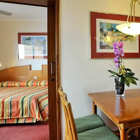 Отель Pestana Ocean Bay Фуншал