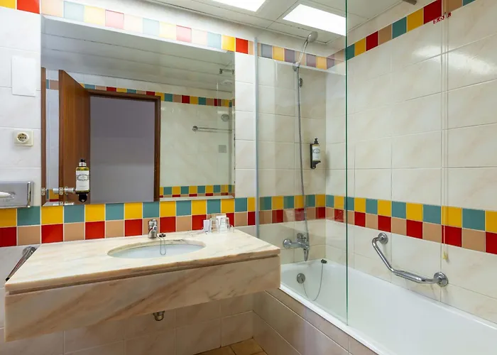 Pestana Ocean Bay מלון פונשל