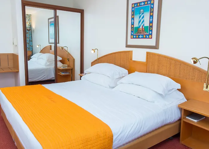 מלון Pestana Ocean Bay פונשל