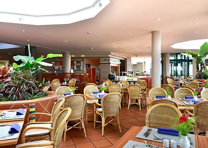 Pestana Ocean Bay 4* פונשל