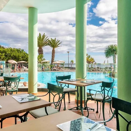 Pestana Ocean Bay מלון פונשל