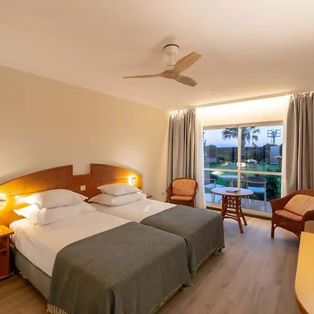 Pestana Ocean Bay 4*