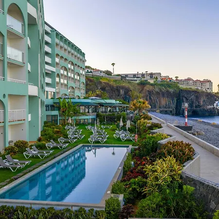 Pestana Ocean Bay 4*