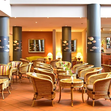 Pestana Ocean Bay Hotel 4*