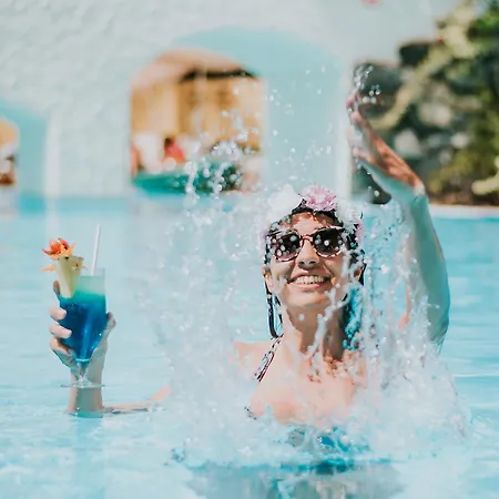 Hotel Pestana Ocean Bay 4*