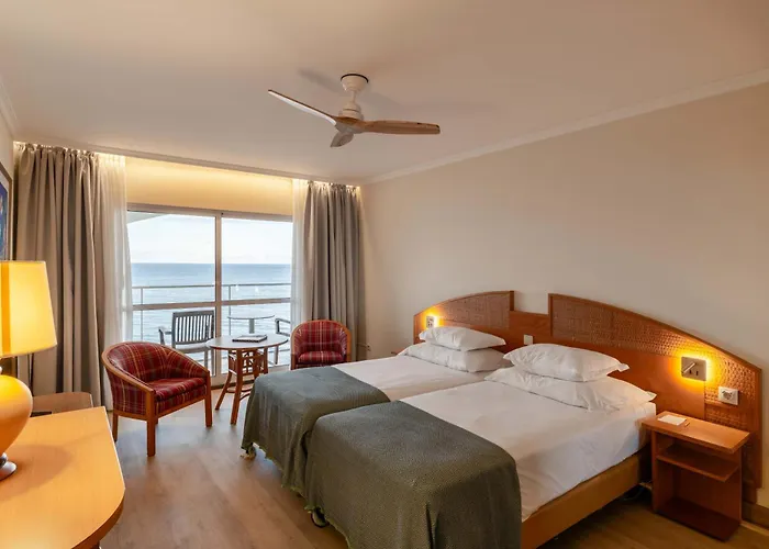 Pestana Ocean Bay Hotell 4*