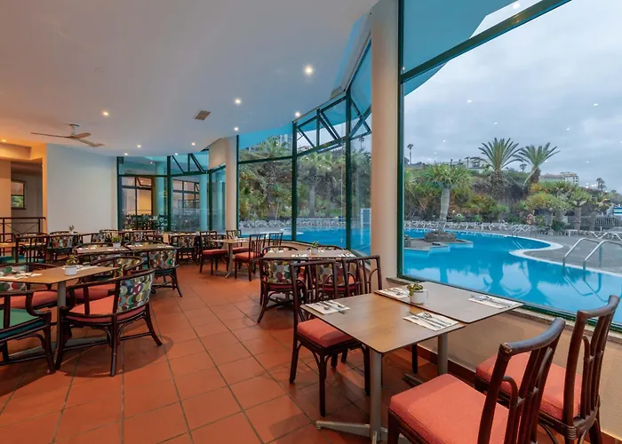 Pestana Ocean Bay Hotell