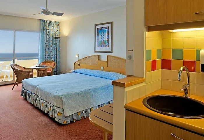 Pestana Ocean Bay Hotell