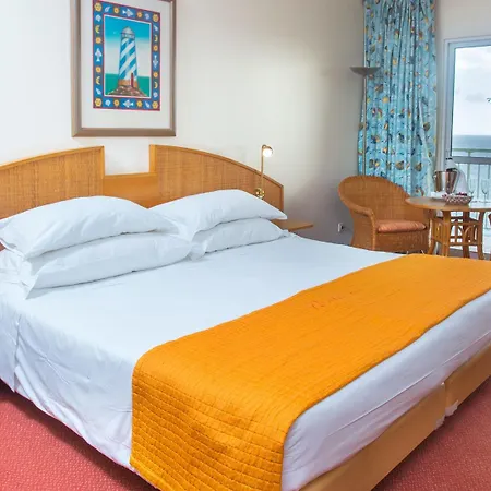 Pestana Ocean Bay Hotel 4*