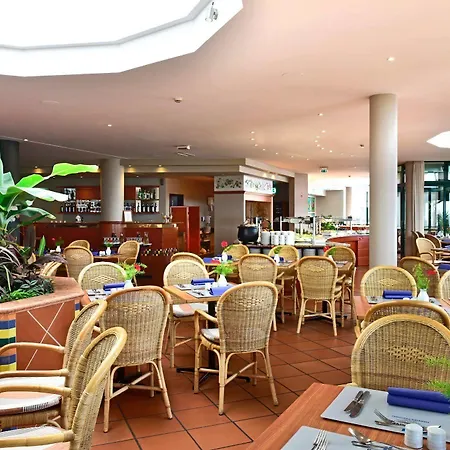 Hotel Pestana Ocean Bay 4*