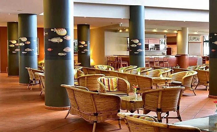 Pestana Ocean Bay ホテル 4*